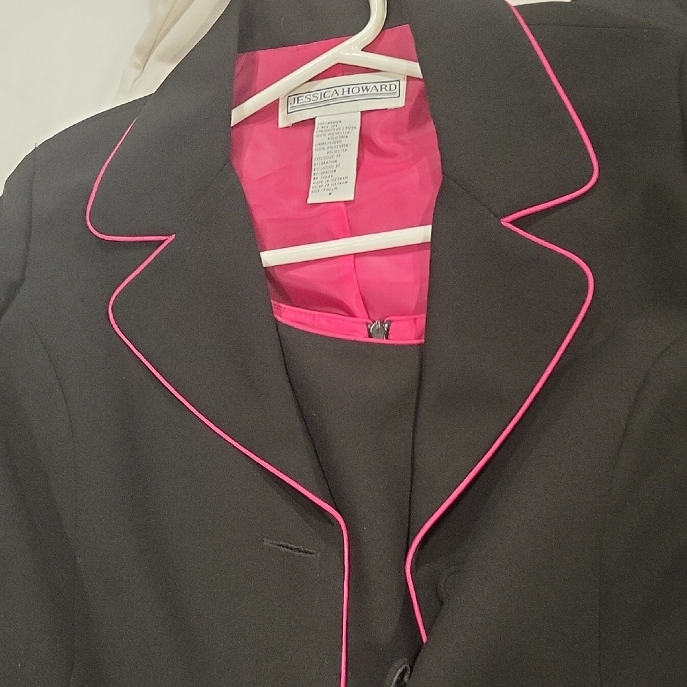 Jessica Howard Black and Pink Suit Jacket with Bold Trim